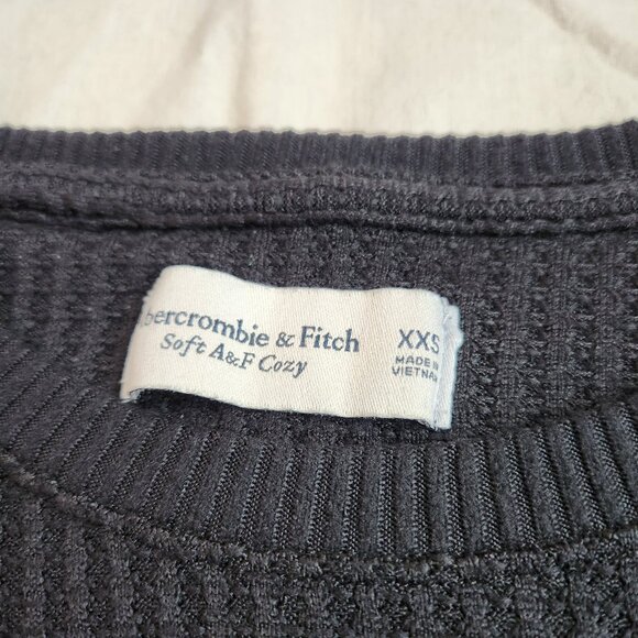 Abercrombie Cozy Long-Sleeve Waffle Crew Top - XXS - Picture 2 of 9
